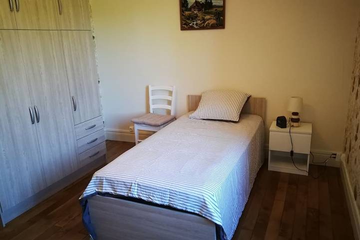 Location de vacances pour 5 personnes, avec jardin et terrasse à Manzat - 2