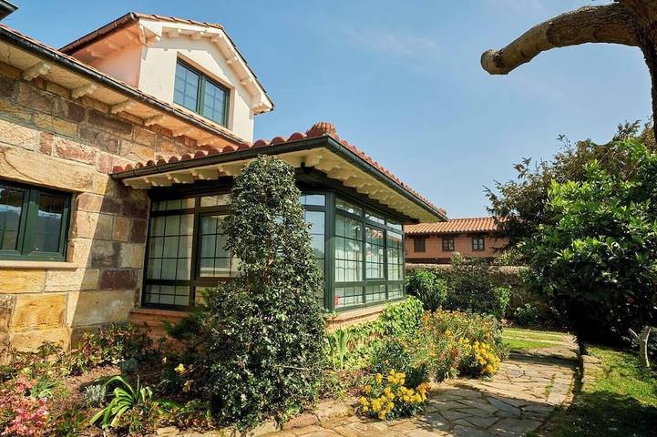 Chalet for 12 people, with garden and balcony - 1