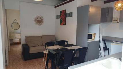 Gîte pour 2 personnes, avec vue dans Bois de Nèfles
