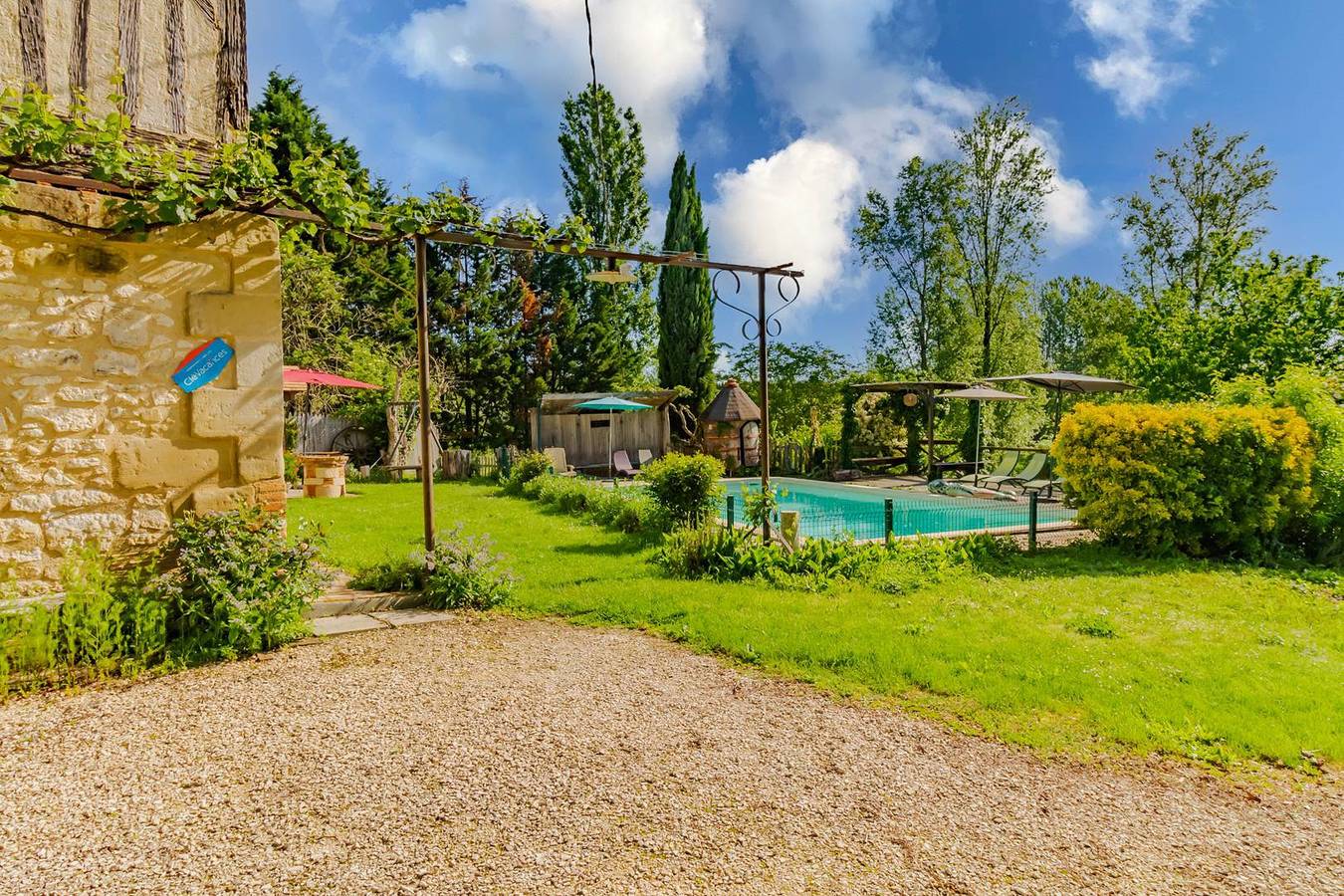 Gîte Le Capricorne avec grande piscine privée in Région de Marmande