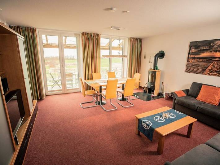 Ferienwohnung für 6 Personen, mit Balkon und Sauna in Hohen Wieschendorf