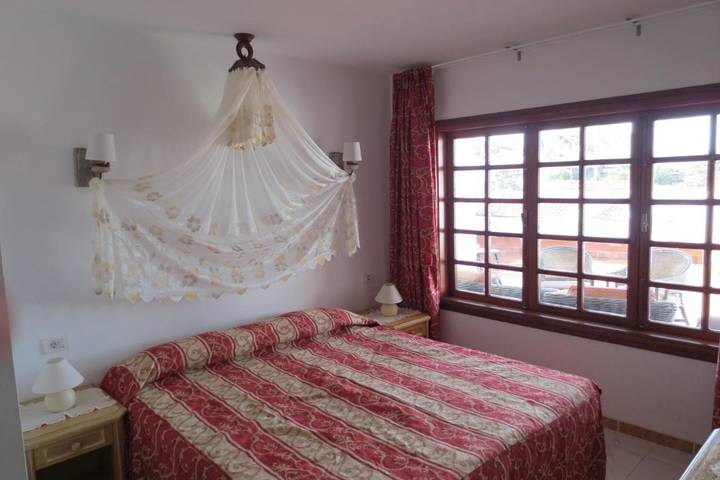 Chalet para 2 personas, con jardín además de jacuzzi y piscina, Se admiten mascotas en Tenerife - 2