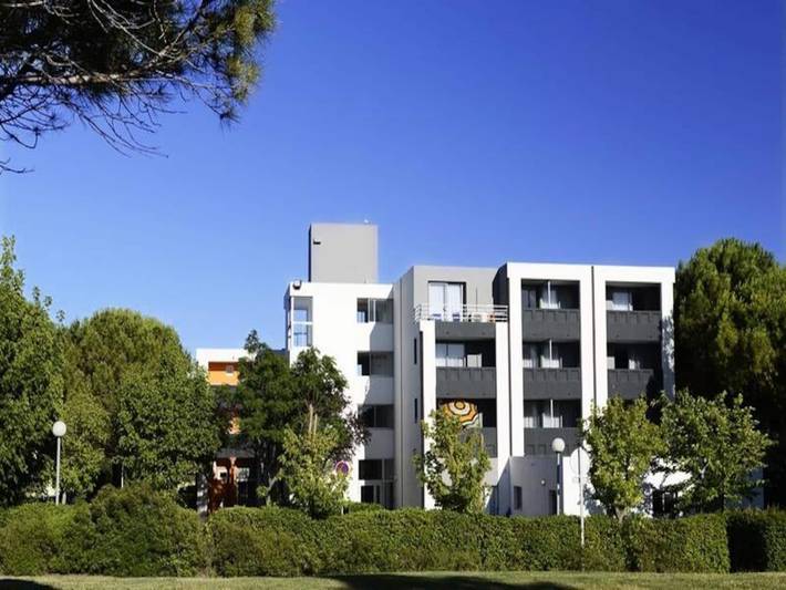 Gîte pour 4 personnes, avec piscine, adapté aux familles dans Thermes des Hespérides - 2
