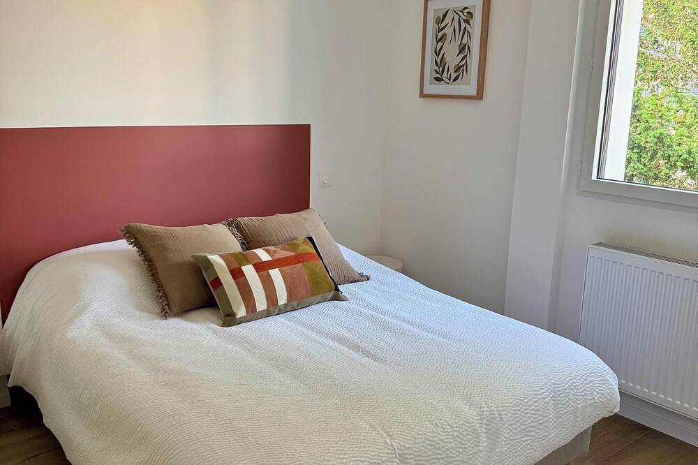 Entire apartment, Duplex apartment in the heart of Landerneau in Landerneau, Brest region