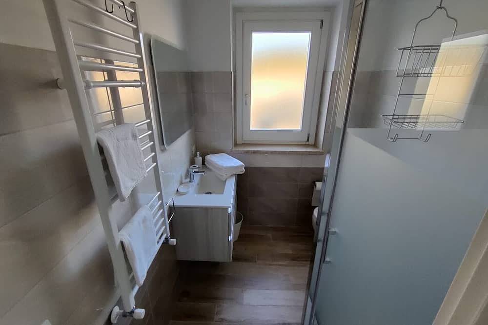 Villa Lago Blu am Braccianosee mit Hydromassagewanne in Trevignano Romano, Braccianosee