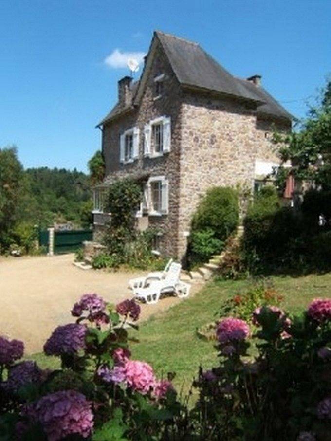 Gîte pour 4 personnes, avec terrasse dans Plage de Bréhec