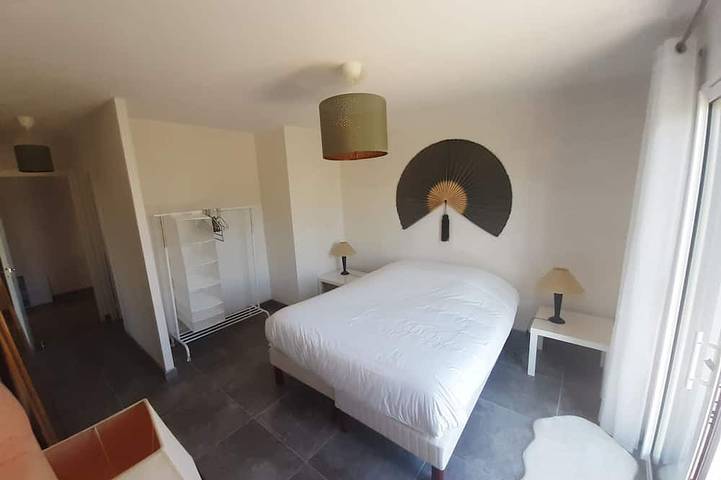 Location de vacances pour 6 personnes, avec terrasse et jardin dans Le Cabellou - 2