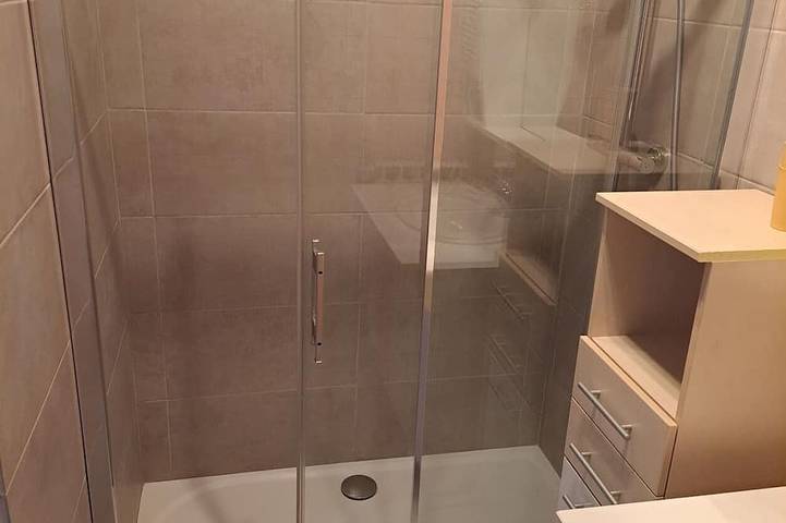 Appartement entier, Logement 100 m2 sur 2 étages 2 Sdb \"Les Fougères\" in Plainfaing, Parc naturel régional des Ballons des Vosges