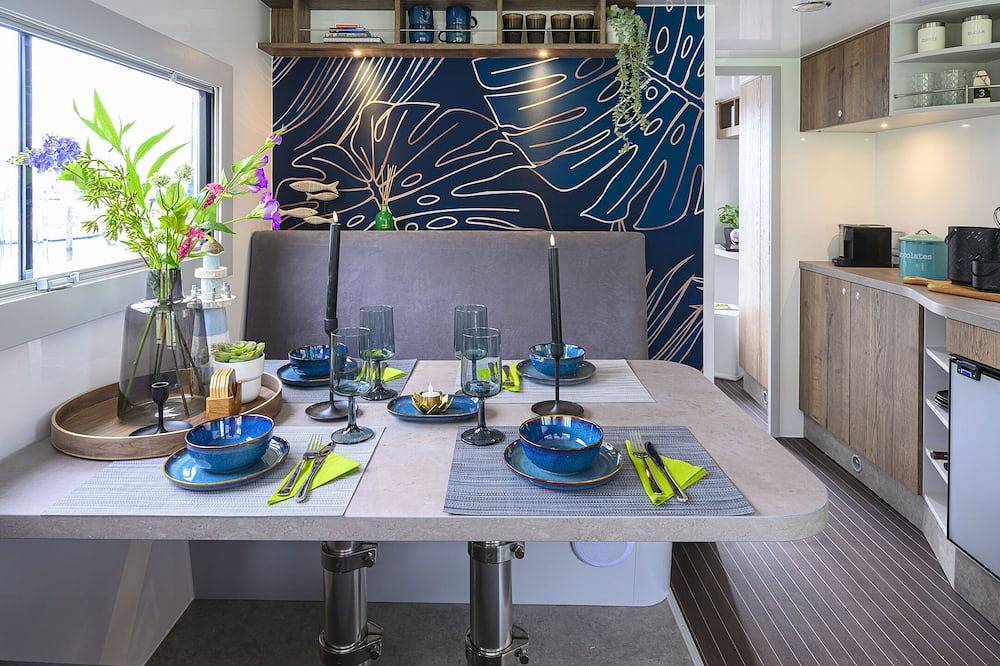 Olav cozy houseboat close to the beach and restaurants by Weltevreden Experience in Zeewolde, Flevoland