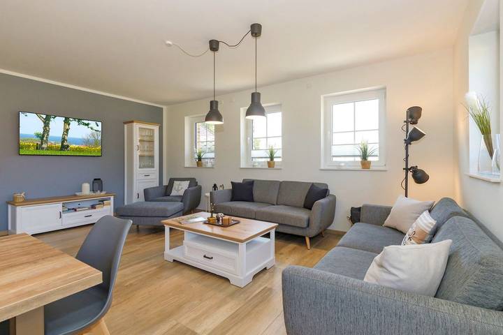 Ferienhaus für 9 Personen, mit Sauna und Ausblick sowie Garten, mit Haustier in Biendorf