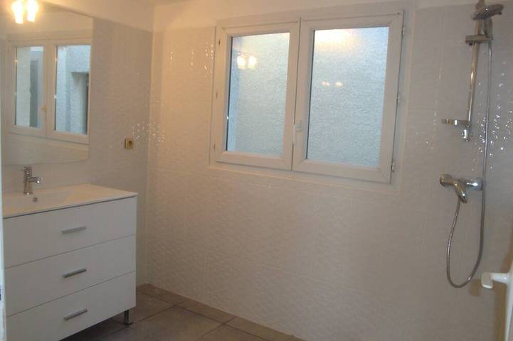 Cap d'Agde house feet in the water - private direct access to the beach in Cap d'Agde, Agde