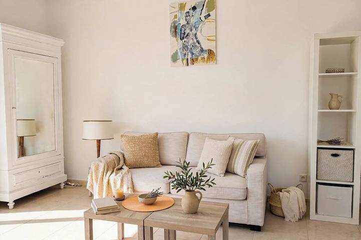 Quiet studio in the countryside in Trets, Mediterranean Coast (France)