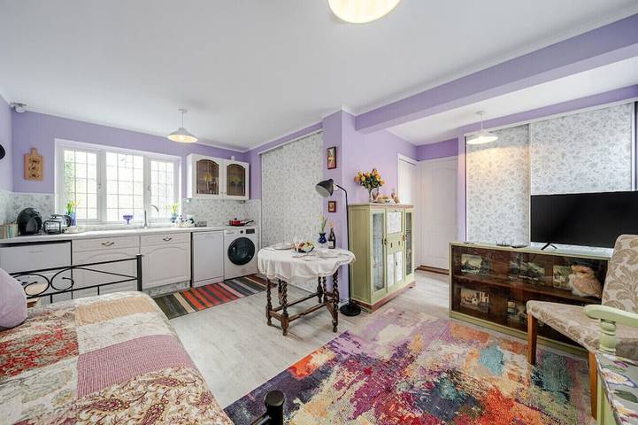 Glamping for 2 people in Surrey Hills