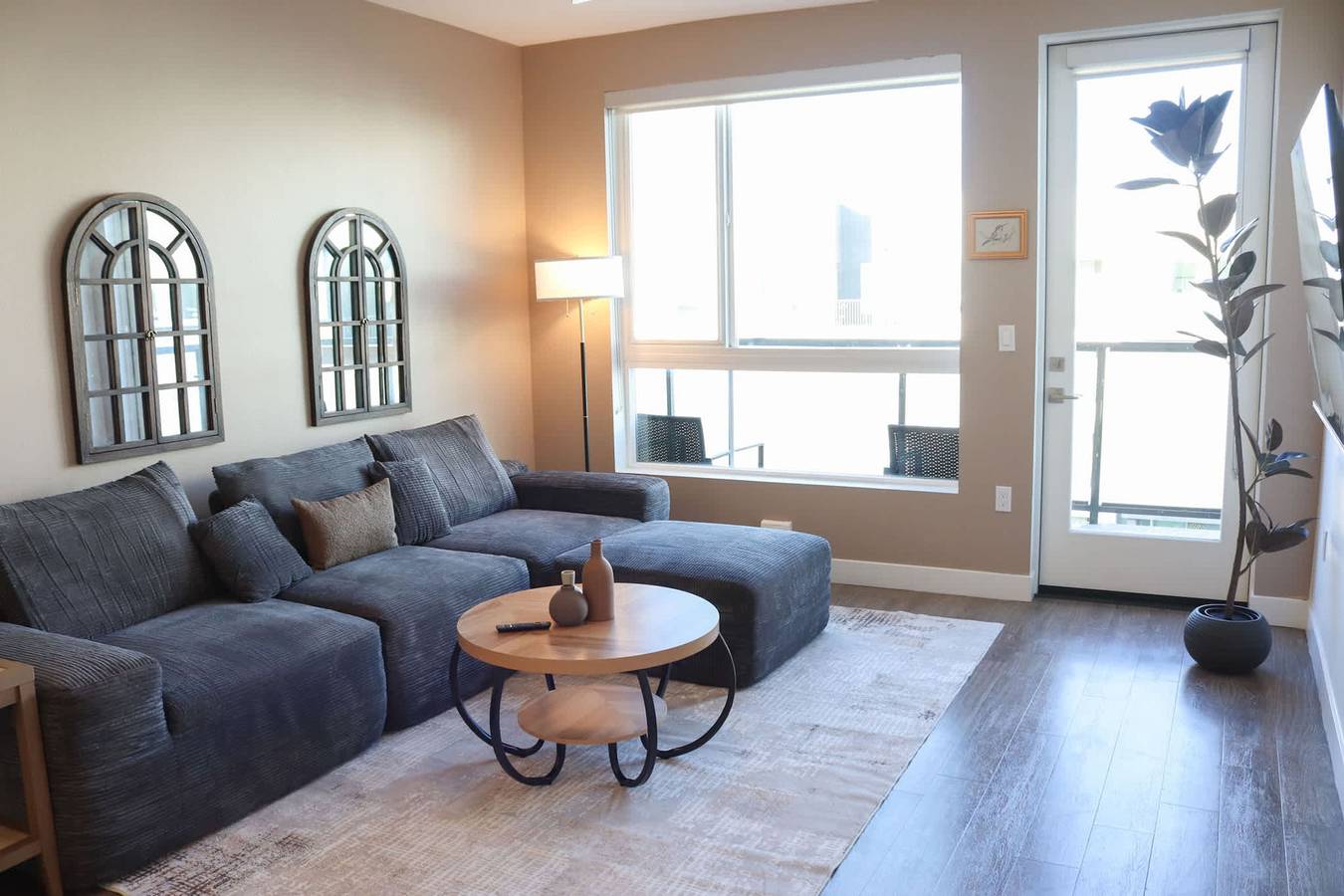 Apartamento entero, Urban Chic Home 10 Min from Disneyland With Pool   Gym in Santa Ana (california), Condado de Orange