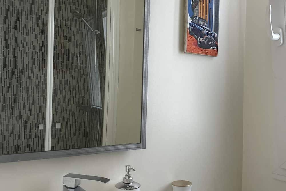 Ganze Wohnung, The Gascona shelter. In the city center, ideal for families. in Oviedo, Cordillera Cantábrica