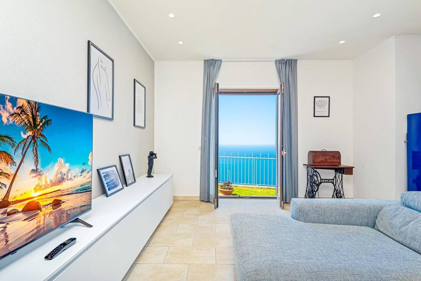 Appartement entier, Appartement « Orizzonte Damare » avec vue sur mer, Wi-Fi et climatisation in Volastra, Commune de Riomaggiore