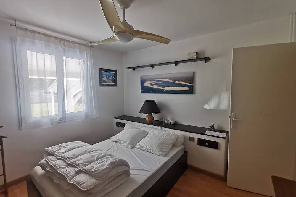 Villa avec terrasse et piscine privée in Salles, Arcachon region