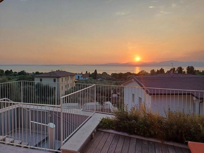 Ferienhaus für 6 Personen, mit Seeblick und Balkon sowie Ausblick am Gardasee