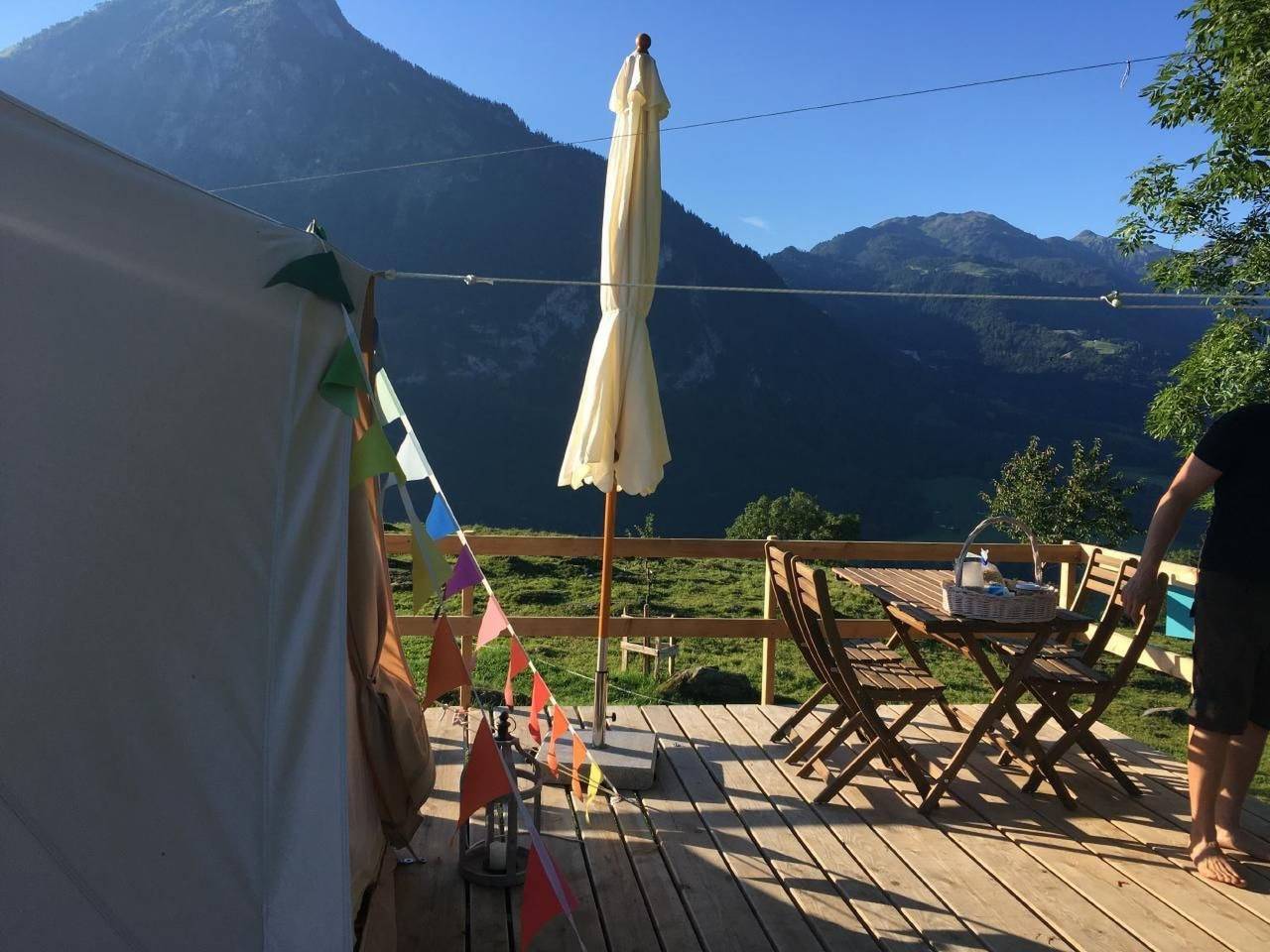 Apartamento vacacional entero, Apartamento de vacaciones para 4 personas con jardín in Lago de los Cuatro Cantones