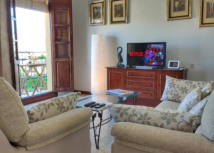 Appartement entier, Appartement 'El Rancho Grande' avec balcon et vue sur la montagne in Álora, Province de Málaga