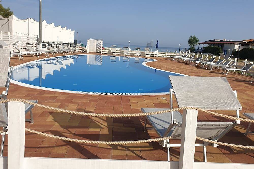 Apartamento entero, Apartamentos Confort in Zambrone, Provincia de Vibo Valentia
