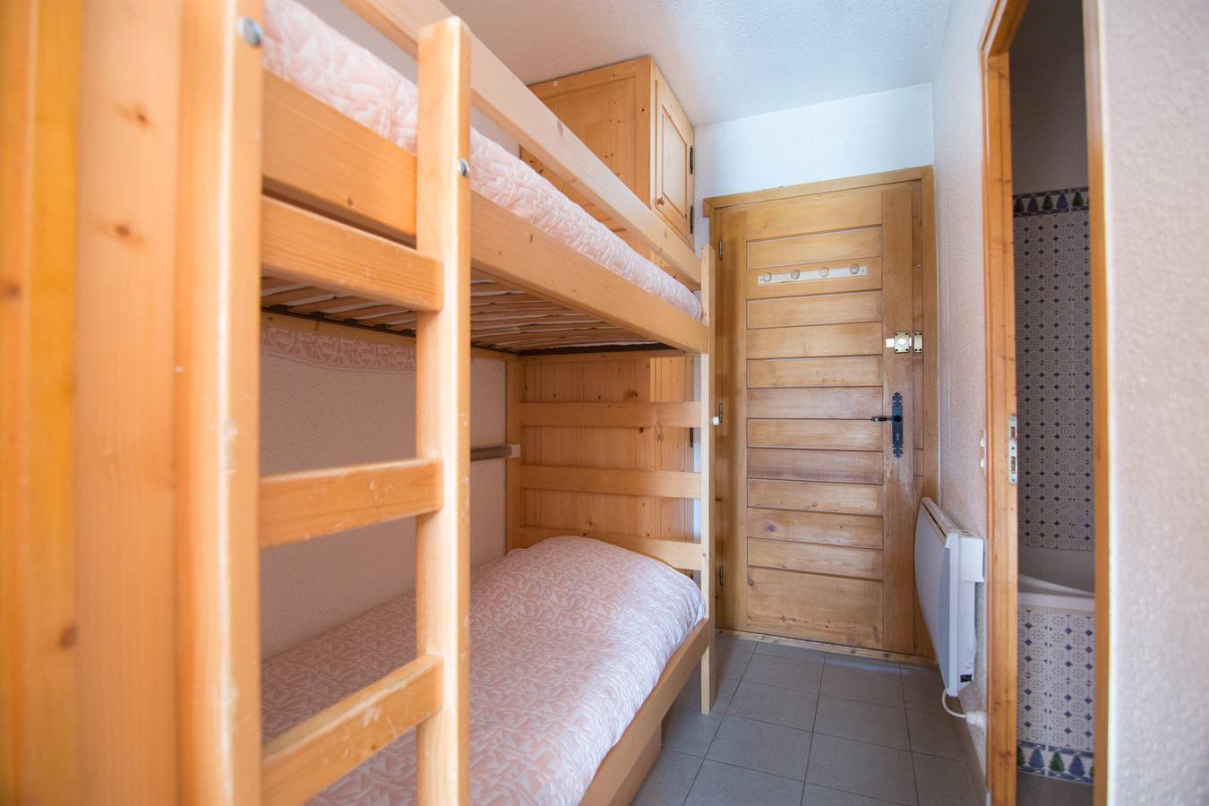 Ganzes Studio, Studio cabin 4/5 people South facing in Valloire, Region Saint-Jean-de-Maurienne