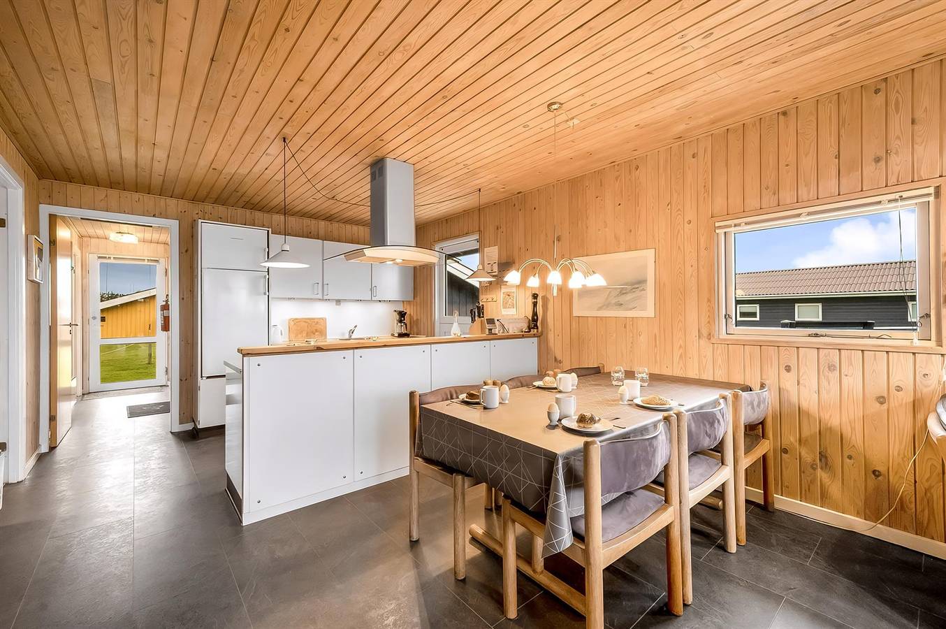Stunning home in Harboøre w/ Sauna, 4 Bedrooms and Wifi in Vejlby Klit, Lemvig und Umgebung