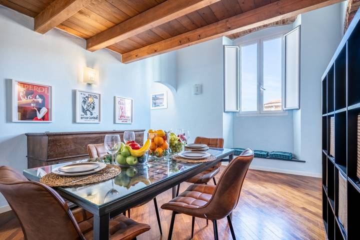 Ferienwohnung für 4 Personen, mit Ausblick in Livorno