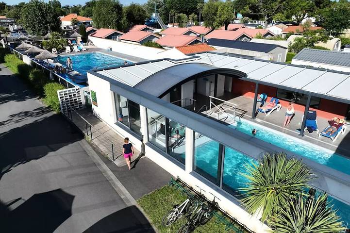 Mobil home pour 2 personnes dans Plage De La Paree Du Jonc - 4