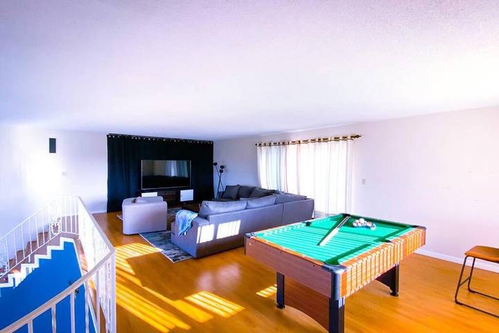 Location de vacances pour 10 personnes, avec bassin pour enfant et piscine ainsi que vue et jardin, animaux acceptés à Loma Linda - 3