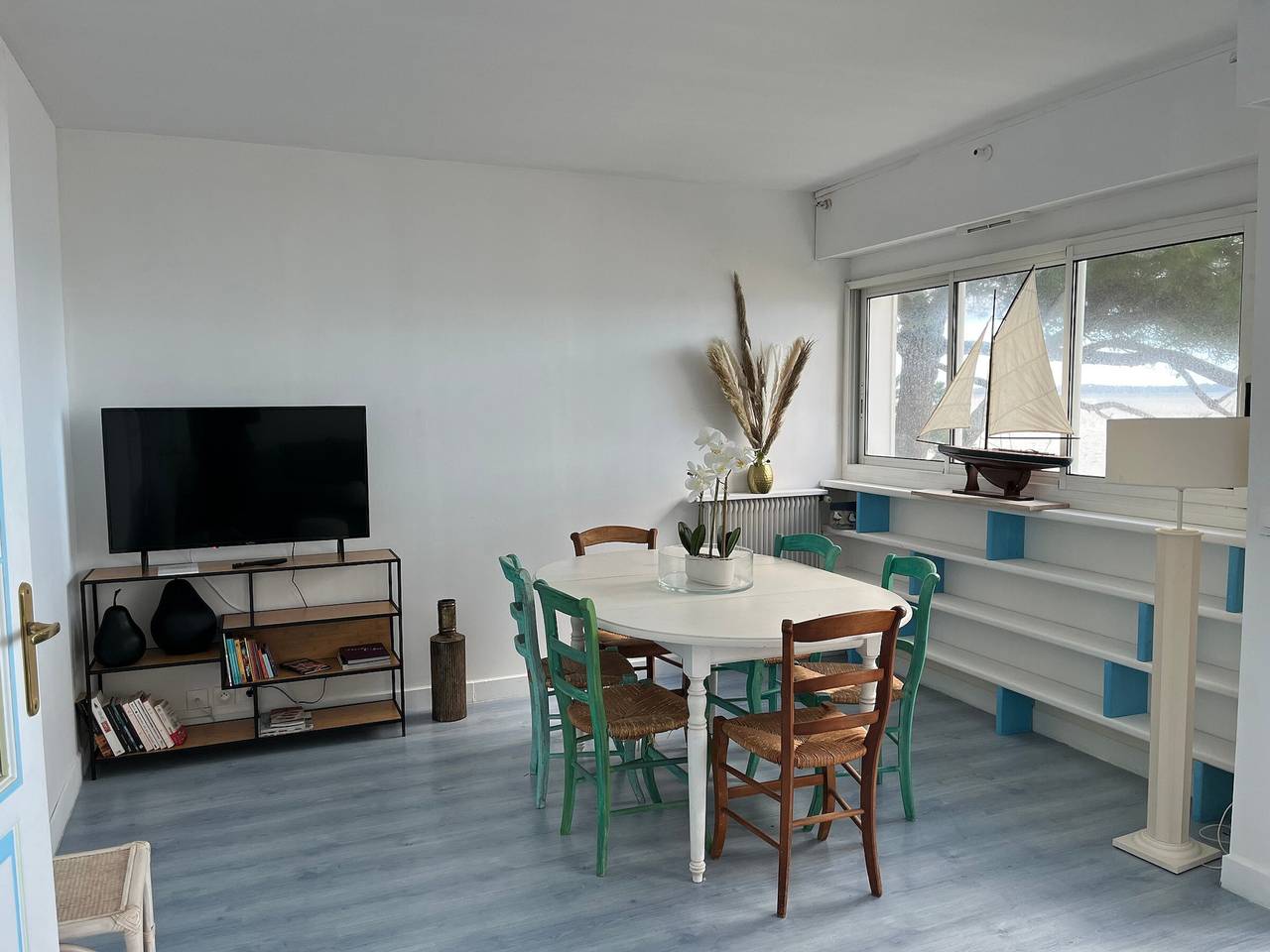 Appartement entier, Appartement T3 en bord de mer avec parking sécurisé et Wifi in Arcachon, Région d'Arcachon