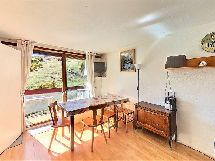 Chalet pour 6 personnes, avec piscine et balcon dans Le Corbier - 2
