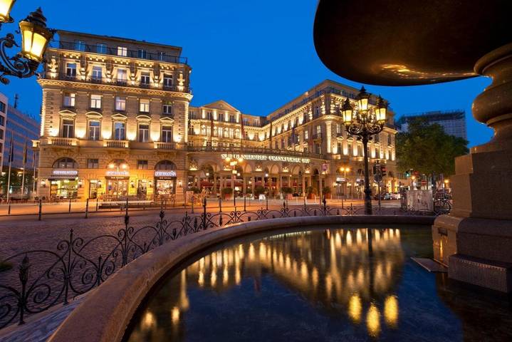 Hotel voor 4 personen, with Terras and Sauna as well as Uitzicht in Frankfurt am Main