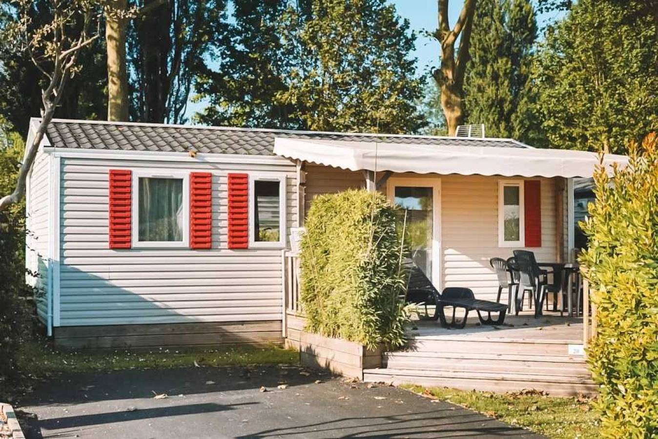 Camping 3 étoiles - Piscine  - ccbbbee in Surgères, Région de Rochefort
