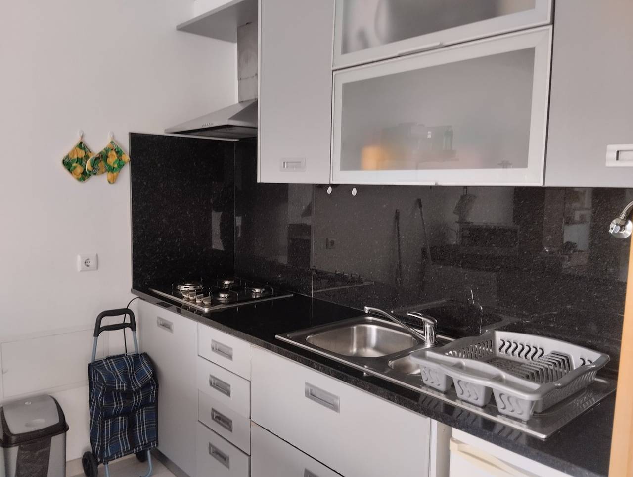 Appartement entier, Appartement en bord de mer avec piscine et parking, près de Nazaré in Nazaré, Leiria District