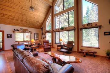 Log Cabin for 8 People in Mariposa County, Photo 4