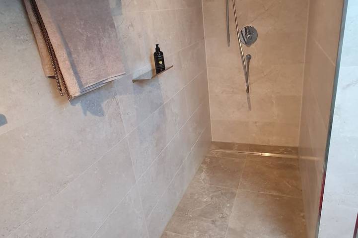Ganze Wohnung, Ferienwohnung mit schönem Ausblick in Marktoberdorf, Bayerisch Schwaben