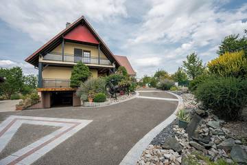 Gîte pour 10 personnes, avec jardin en Alsace