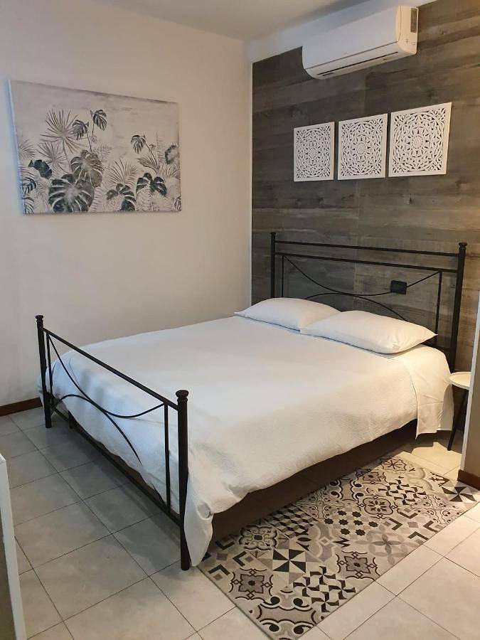 Gîte pour 2 personnes, avec balcon à Busto Arsizio - 2