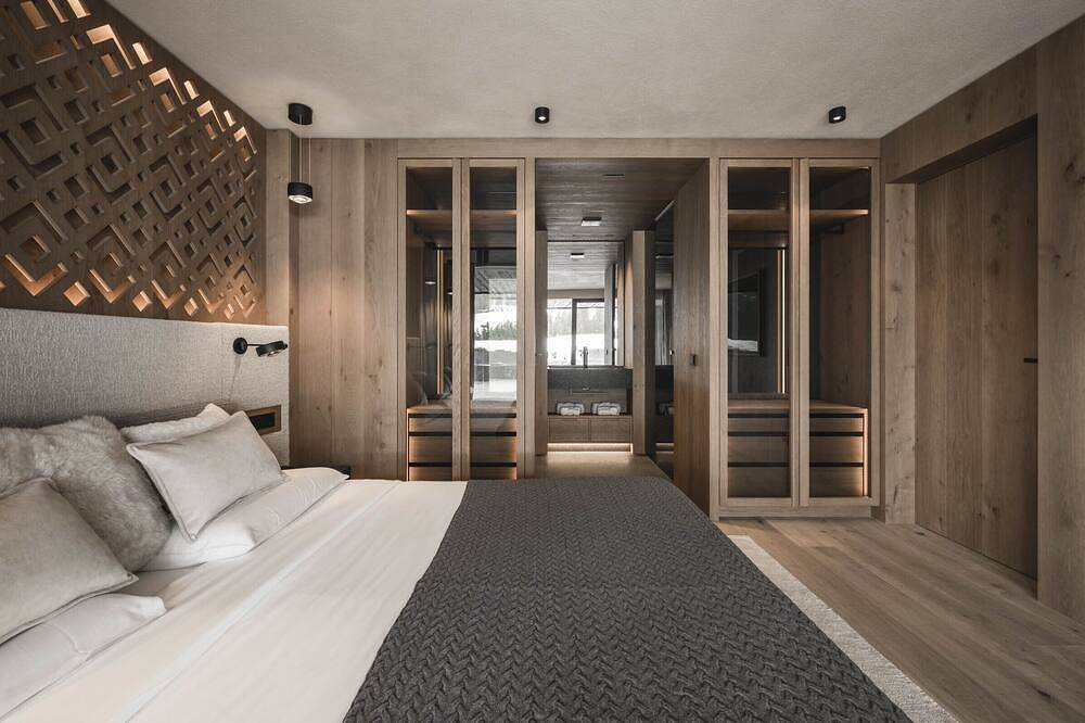 Luxury Chalet Alpurio, private chalet with Wellbeing Manager in Wolkenstein, Dolomiti Superski