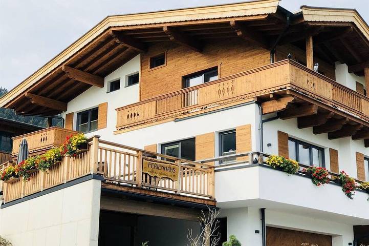 Ferienhaus für 6 Personen, mit Balkon und Garten
