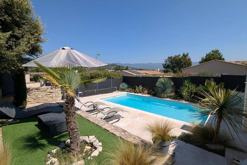 Appartement entier, Gîte attenant avec piscine privée in Apt, Parc naturel régional du Luberon