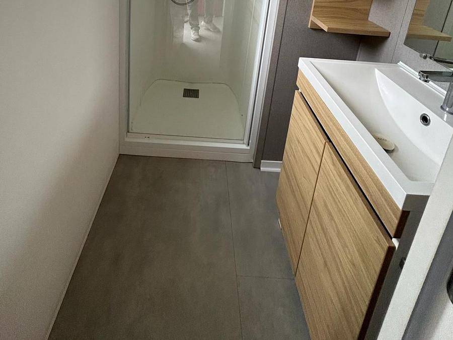 Camping Le Clairmarais - Mobilhome 4 personnes - Mobil-home Confort 2 chambres - Entre 30 et 35 m² in Clairmarais, Région de Saint-Omer