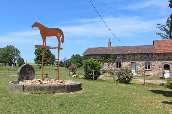 Gîte pour 8 personnes, avec Terrasse et Jardin