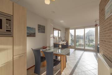 Vacation Rental for 5 Guests in Julianadorp, North Holland - North Sea Coast, Picture 4