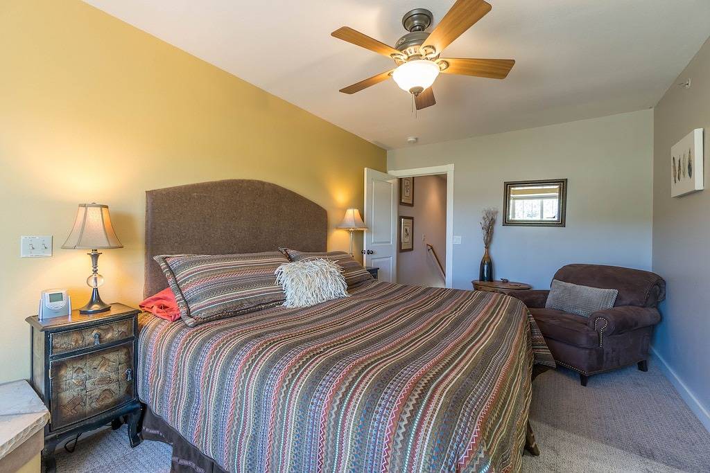 Erstaunliches Stadthaus direkt am San Juan River, große Ansichten, nahe der Stadt, zentrale Klimaanlage in Pagosa Springs, San Juan National Forest