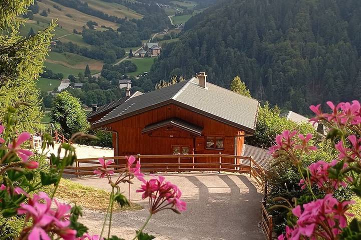 Maison pour 6 personnes, avec jardin et balcon à Aillon-le-Jeune