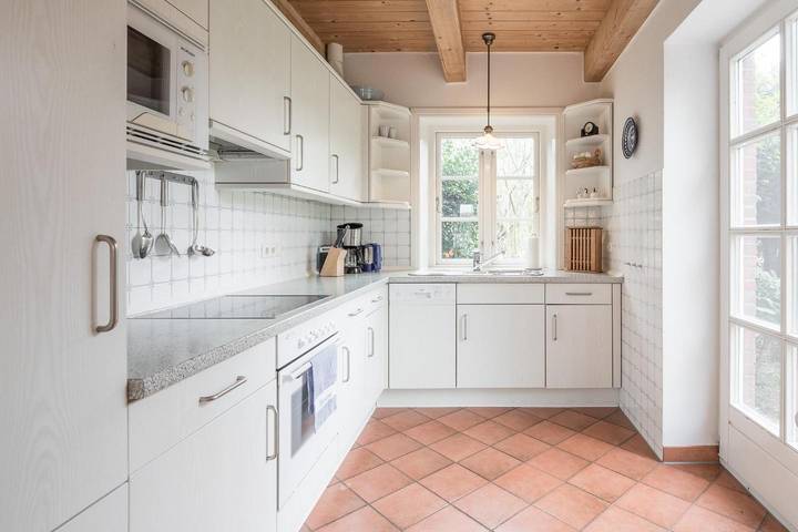 Ferienhaus für 5 Personen, mit Terrasse und Garten in Borgsum - 4