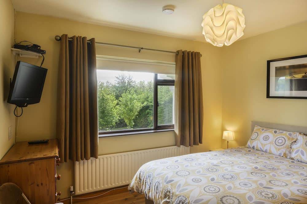 Neu renoviertes Haus mit 5 Schlafzimmern, 10 Schlafplätze, 3 Autominuten von Westport entfernt in County Mayo