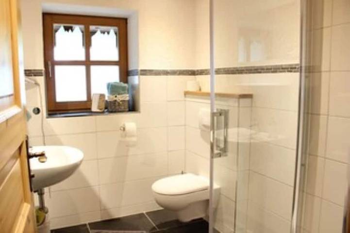 Hütte für 3 Personen, mit Balkon und Whirlpool in Berchtesgaden - 3